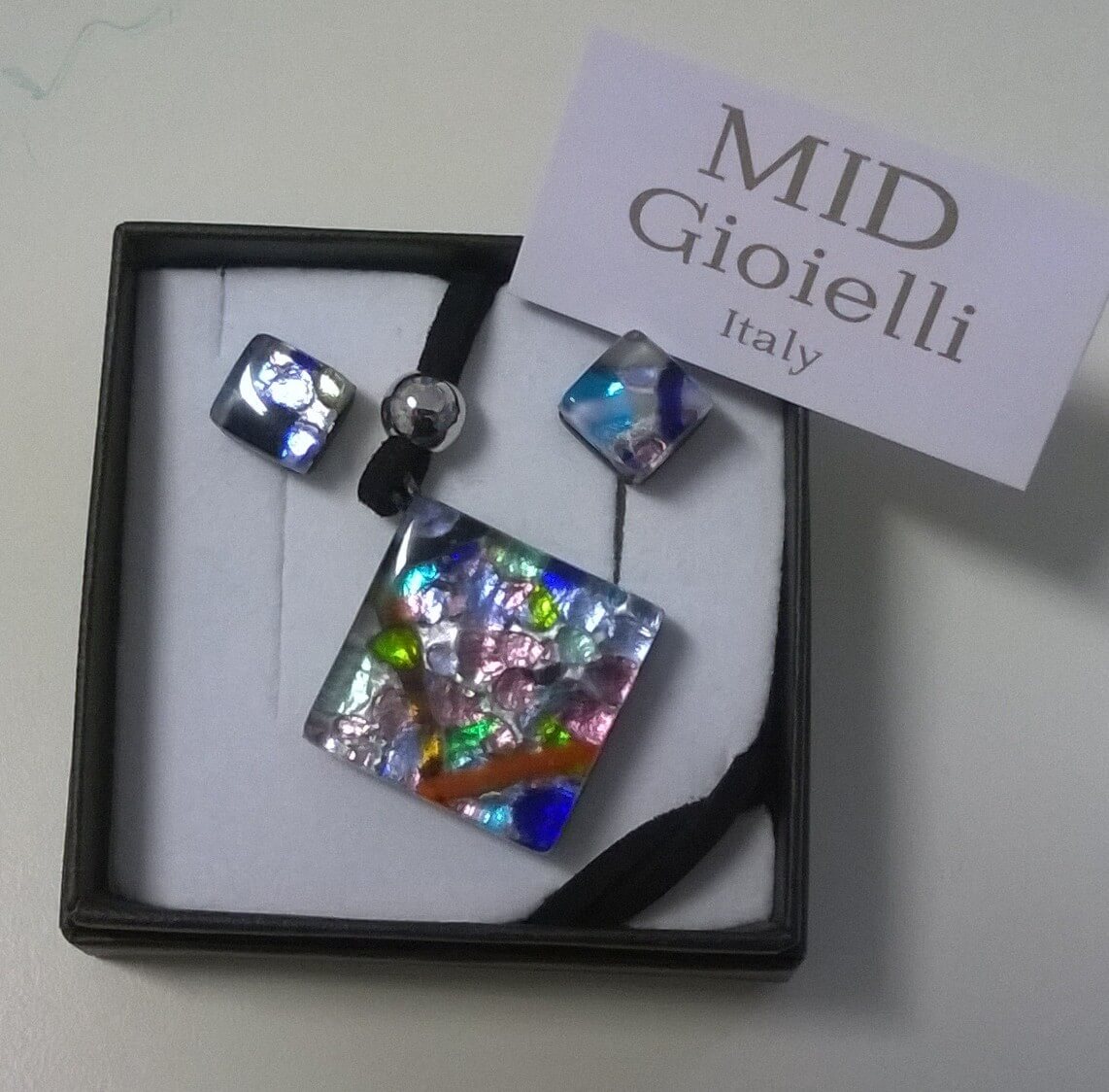 set ciondolo orescchini asta